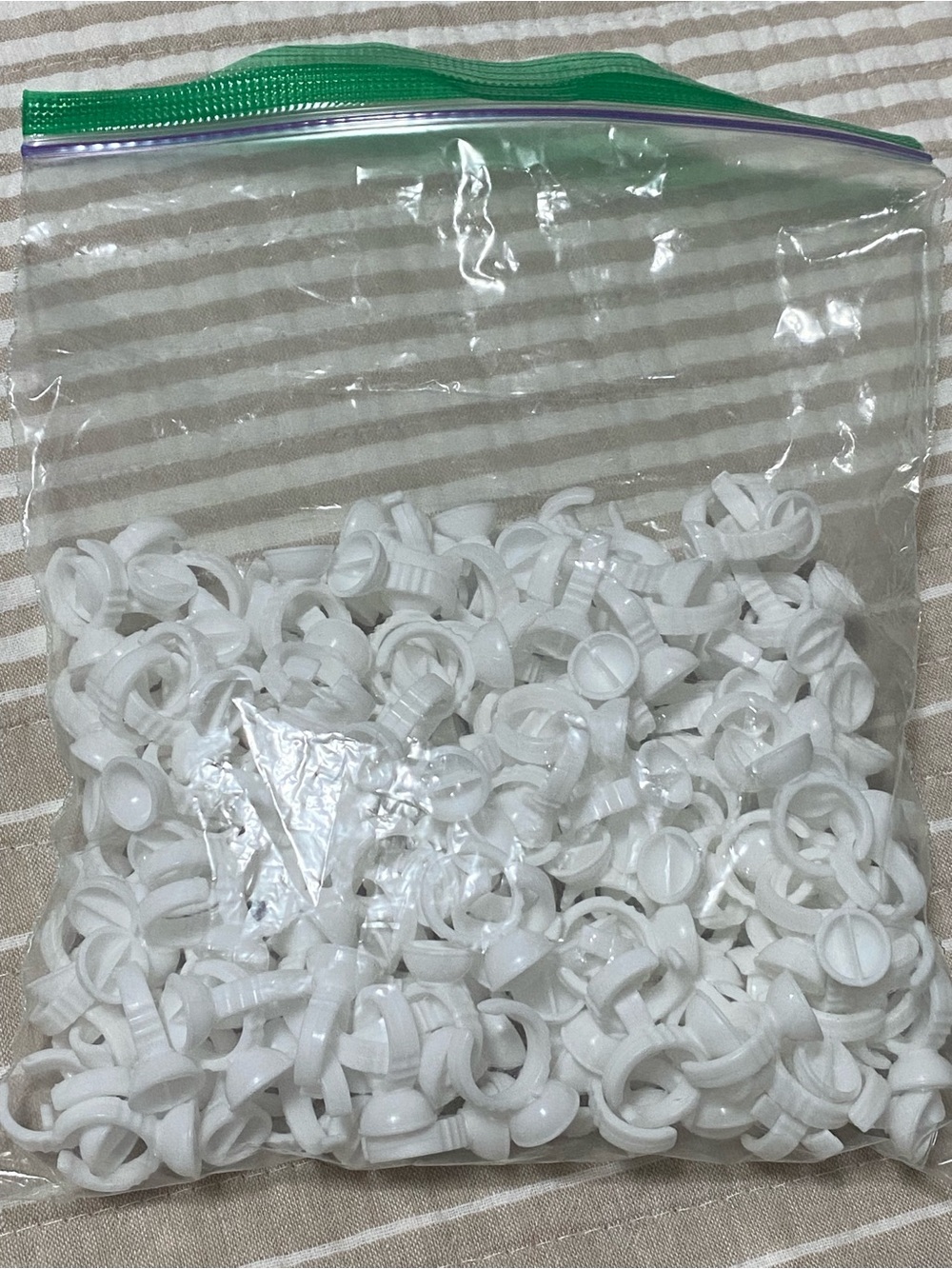 White Disposable Lash Glue Ring Cups – Bulk Pack